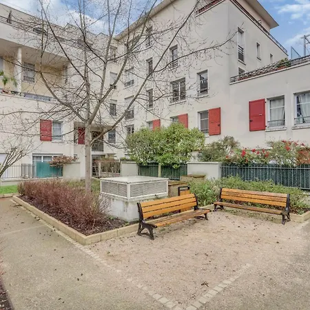 Chic Apart With Terrace And Parking * Bobigny